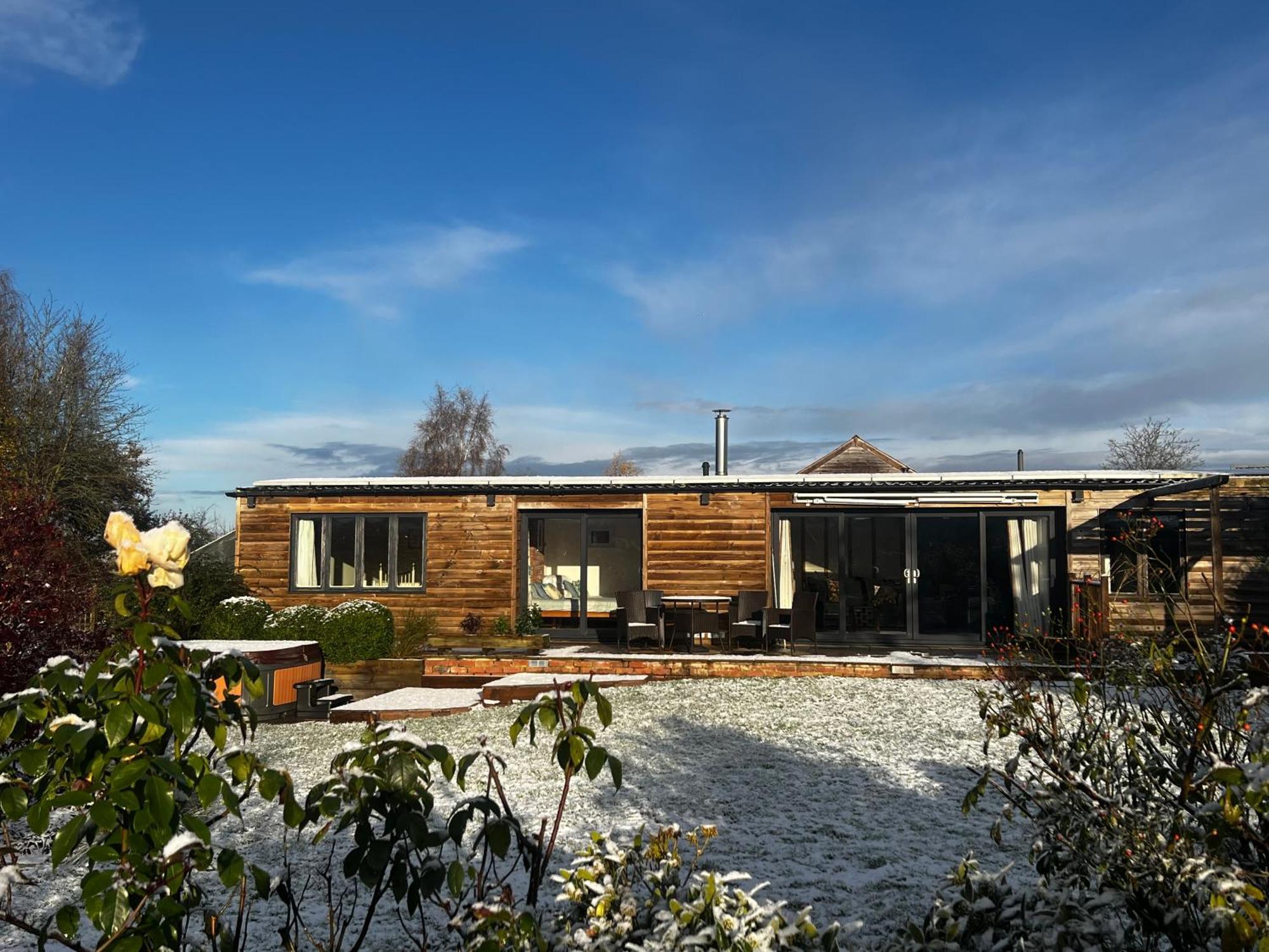 Meadow Barn Villa เฮริฟอร์ด ภายนอก รูปภาพ
